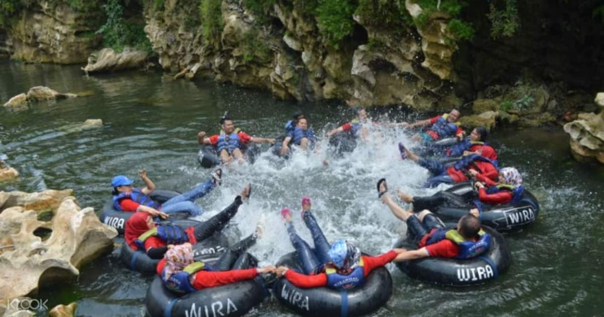 Jelajah Goa Pindul dan River Tubing di Sungai Oyo